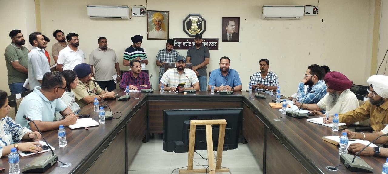 Shops, hotels, restaurants, malls, dhabas, cinema halls and commercial establishments will remain closed from 8 pm to 6 am: Deputy Commissioner.